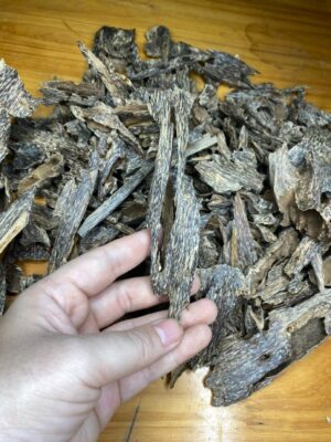 Vietnamese Wild Oud Agarwood Ant Grade Triple