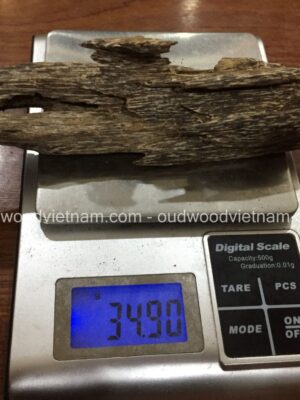 Mini Wild Agarwood Handy Sculpture Colletion From Khanh Hoa Forest